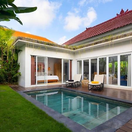 Villa Sersenka Kerobokan Exteriör bild